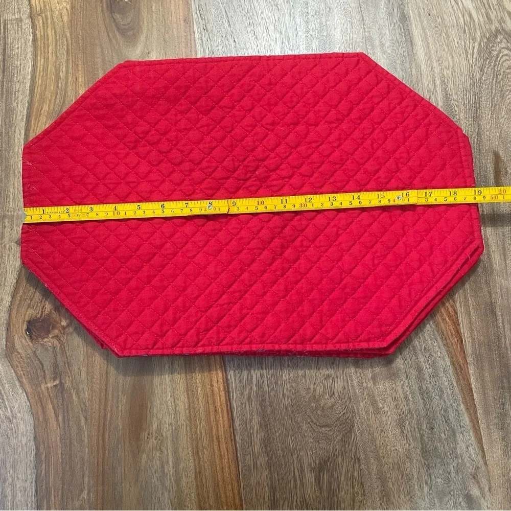 Christmas Multi-colored Present Print Red Background/Backing Placemats set‎ of 6